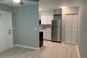 4385 NE 13th Ave, Oakland Park, FL 33334 - Photo 2