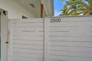 2500 NE 16th Ave, Wilton Manors, FL 33305 - Photo 14