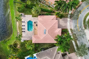 7256 NW 116th Ln, Parkland, FL 33076 - Photo 6