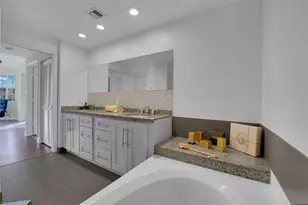 4108 W Palm Aire Dr, Pompano Beach, FL 33069 - Photo 22