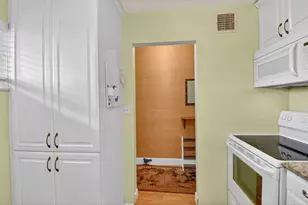 2856 Garden Dr, Lake Worth Beach, FL 33461 - Photo 10