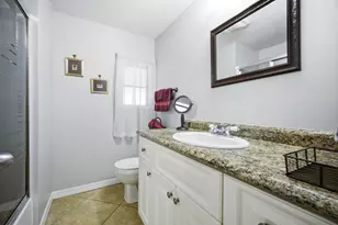 5555 Lakeshore Dr, Fort Lauderdale, FL 33312 - Photo 32