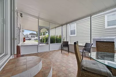 5555 Lakeshore Drive, Fort Lauderdale, FL 33312 - Photo 8