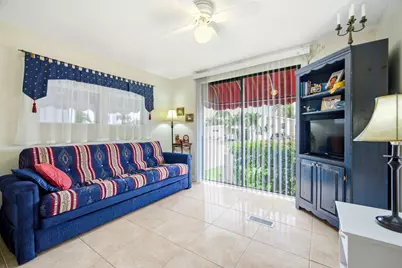 5555 Lakeshore Drive, Fort Lauderdale, FL 33312 - Photo 38