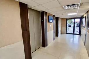 4164 N Inverrary Dr, Lauderhill, FL 33319 - Photo 26