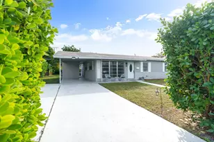 1475 7th St, West Palm Beach, FL 33401 - Photo 1