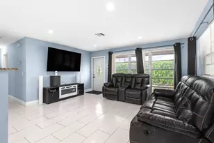 1475 7th St, West Palm Beach, FL 33401 - Photo 18