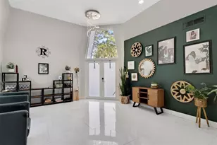 5702 Melaleuca Dr, Tamarac, FL 33319 - Photo 4