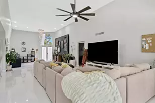 5702 Melaleuca Dr, Tamarac, FL 33319 - Photo 12