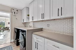 5702 Melaleuca Dr, Tamarac, FL 33319 - Photo 26