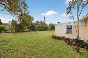11720 SW 176th St, Miami, FL 33177 - Photo 2