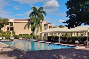 6735 Coral Lake Dr, Pompano Beach, FL 33063 - Photo 2