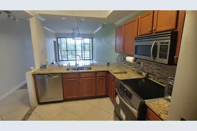 6735 Coral Lake Drive #6735, Pompano Beach, FL 33063 - Photo 4