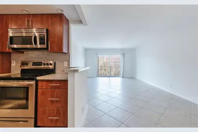 950 Ponce De Leon Road #408, Boca Raton, FL 33432 - Photo 6