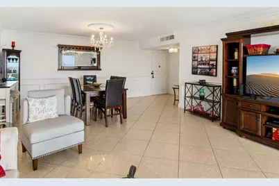 600 Three Islands Boulevard #1106, Hallandale Beach, FL 33009 - Photo 8