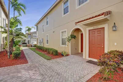 9075 Plymouth Place, Tamarac, FL 33321 - Photo 2