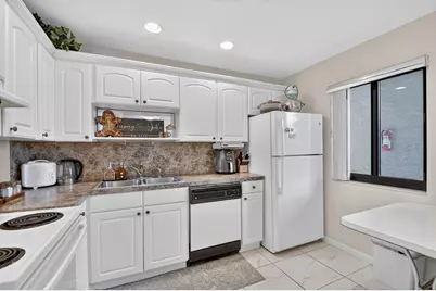 4272 Deste Court #106, Lake Worth, FL 33467 - Photo 2