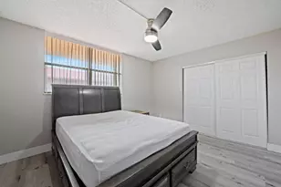 403 NW 68th Ave, Plantation, FL 33317 - Photo 20