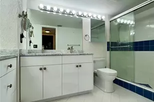 7653 NW 79th Ave, Tamarac, FL 33321 - Photo 10