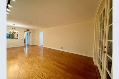 7653 NW 79 Avenue #110, Tamarac, FL 33321 - Photo 6