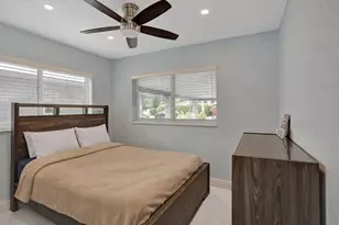 1580 NE 34th St, Oakland Park, FL 33334 - Photo 20