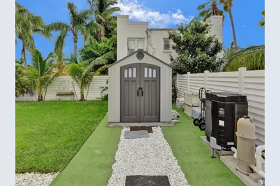 1580 NE 34th Street, Oakland Park, FL 33334 - Photo 30