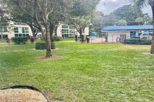 2301 Lucaya Ln, Pompano Beach, FL 33066 - Photo 24