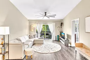 2131 SE 10th Ave, Fort Lauderdale, FL 33316 - Photo 8