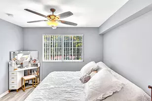 2131 SE 10th Ave, Fort Lauderdale, FL 33316 - Photo 14