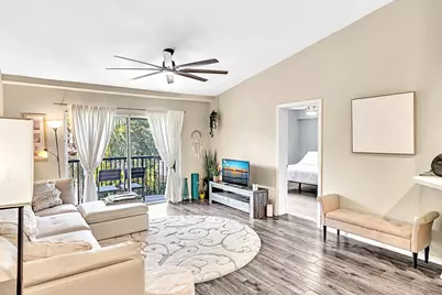 2131 SE 10th Avenue #1117, Fort Lauderdale, FL 33316 - Photo 2