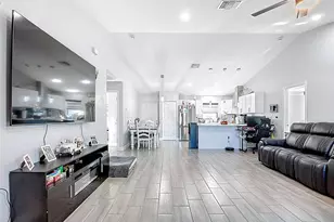 3045 E Briarwood Cir, Port Labelle, FL 33935 - Photo 2