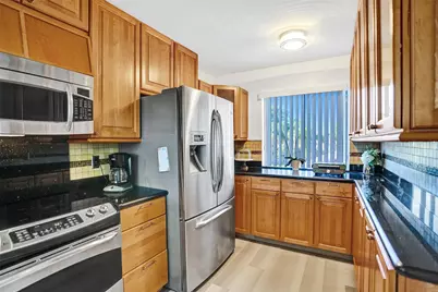 270 Captains Walk #310, Delray Beach, FL 33483 - Photo 18