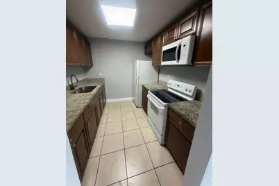 3884 NW 207th Street Road, Miami Gardens, FL 33055 - Photo 4