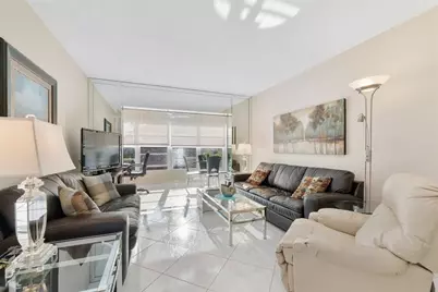 2900 NW 47th Terrace #304, Lauderdale Lakes, FL 33313 - Photo 6