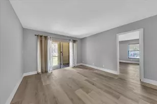 8380 Lagos De Campo Blvd, Tamarac, FL 33321 - Photo 14