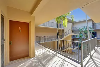 4040 N Hills Drive #24, Hollywood, FL 33021 - Photo 2