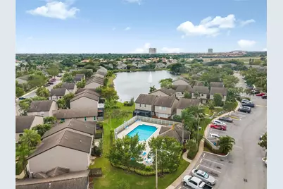 3850 NW 122nd Terrace #3850, Sunrise, FL 33323 - Photo 10