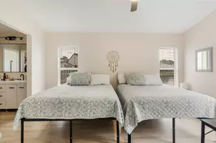 3850 NW 122nd Terrace, Sunrise, FL 33323 - Photo 4