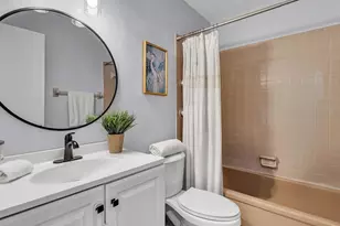 895 NW 87th Ave, Coral Springs, FL 33071 - Photo 32