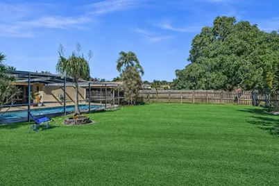 895 NW 87th Avenue, Coral Springs, FL 33071 - Photo 44