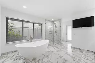 10486 Boca Woods Ln, Boca Raton, FL 33428 - Photo 22