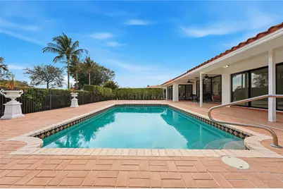 10486 Boca Woods Lane, Boca Raton, FL 33428 - Photo 34