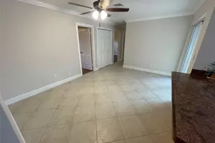 7308 NW 81st St, Tamarac, FL 33321 - Photo 14