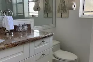 3341 Cocoplum Cir, Pompano Beach, FL 33063 - Photo 10