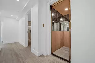 520 E Brickell Key Dr, Miami, FL 33131 - Photo 24