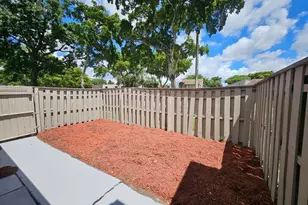2221 NW 59th Wy, Lauderhill, FL 33313 - Photo 22