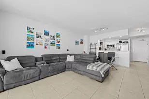 347 N New River Dr, Fort Lauderdale, FL 33301 - Photo 8