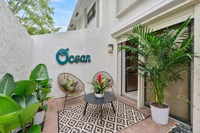 555 NE 7th Avenue #5A, Fort Lauderdale, FL 33301 - Photo 1