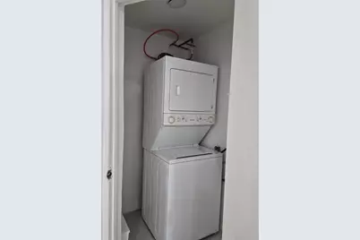 254 NE 42nd Court, Deerfield Beach, FL 33064 - Photo 6