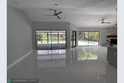 9071 NW 13th Street, Plantation, FL 33322 - Photo 4